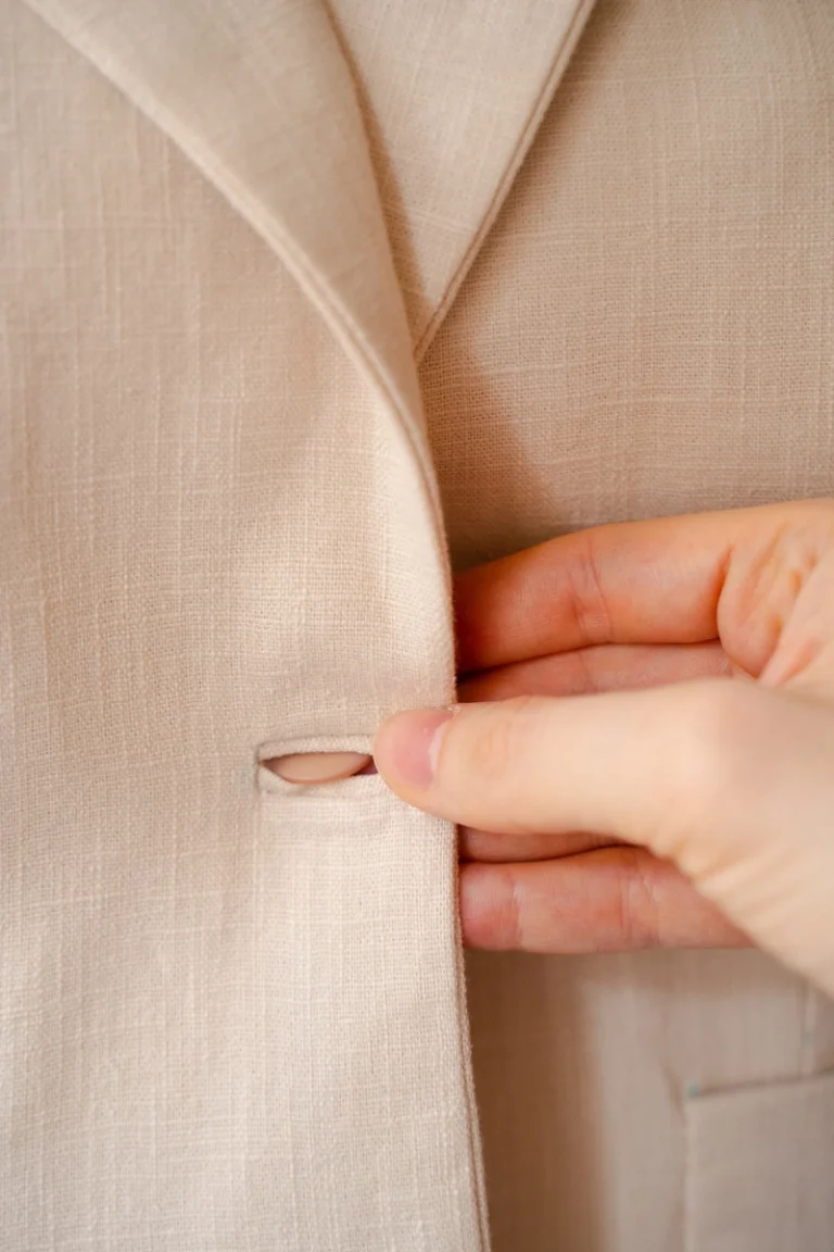 Lily, le blazer ajusté par Apolline Patterns