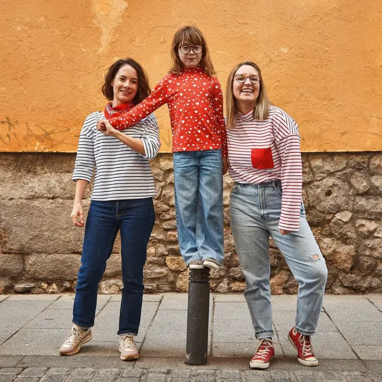 Patron tee-shirt et robe marinière femme QUIBERON par Ikatee