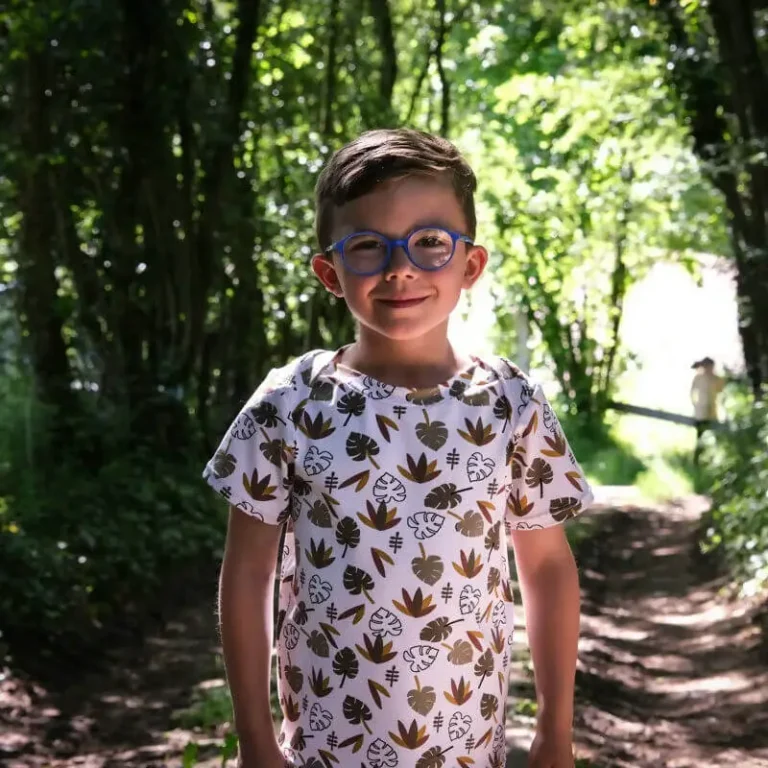 LITCHI : t-shirt, sweat et robe en un patron par Klafoutis