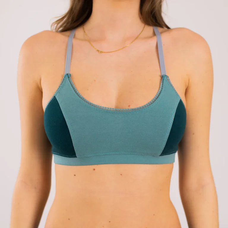 Patron Brassière Elvie, par Petit Patron Couture