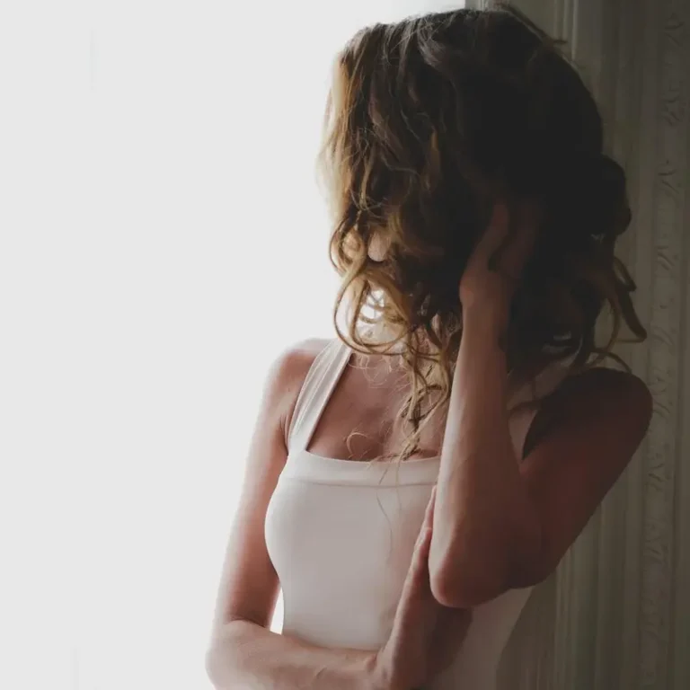 TOP WANTED | Décolleté carré par Vanessa Pouzet