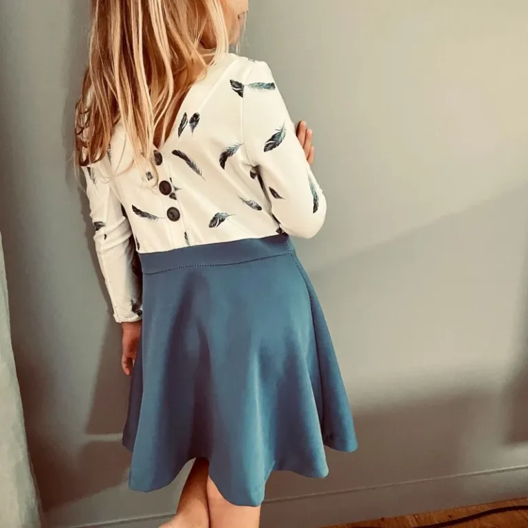 Patron robe, jupe et faux gilet Elvira enfant par Gaël and Sew