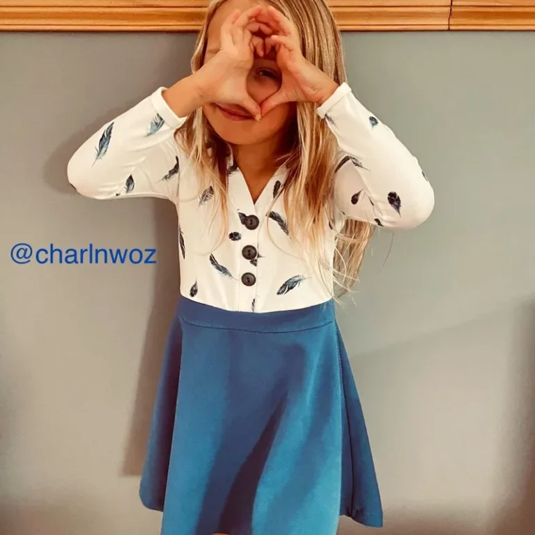 Patron robe, jupe et faux gilet Elvira enfant par Gaël and Sew