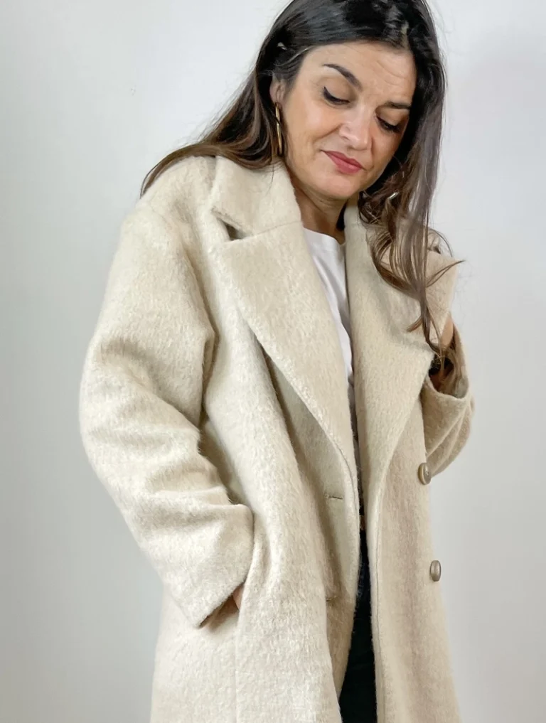 Patron de couture du Manteau Lana par Clématisse Pattern