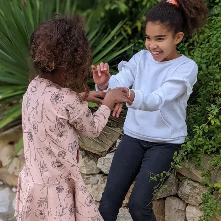 Patron robe et sweat Joyce 2/12 ans Par Super Bison