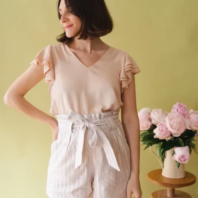 Patron de couture Blouse Ulla Apolline Patterns — ULLA est la blouse chic & romantique par excellence, celle qui se distingue même portée avec un simple jea — à coudre soi-même — patron de couture PDF à télécharger