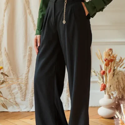 Patron de couture Pantalon Léo Apolline Patterns — Léo est un pantalon large à pinces, qui dispose de poches italiennes. Confortable mais chic, il est l’al — à coudre soi-même — patron de couture PDF à télécharger