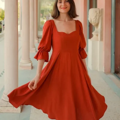 Patron de couture Robe Kitri Apolline Patterns — Cousez une robe à smocks pensé pour les femmes avec le modèle KITRI, la robe estivale par excellence, féminine — à coudre soi-même — patron de couture PDF à télécharger
